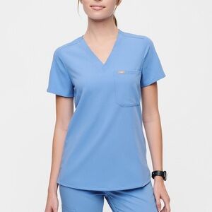 Figs Catarina top in Ceil Blue